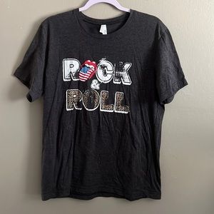 Rock ‘n roll canvas Bella tee
